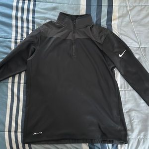 Nike dri-fit half zip up long sleeve